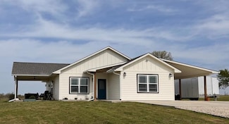 304 Lcr 485, Mexia, TX 76667