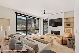 119 Wood Rd Unit 201, Snowmass Village, CO 81615