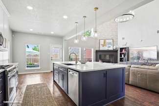 8615 Discus Dr, Humble, TX 77346