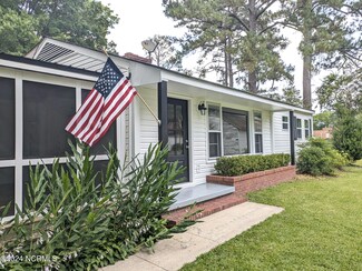 105 Lakeview Dr, Trenton, NC 28585
