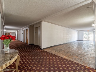 725 N Royal Crest Cir Unit 228, Las Vegas, NV 89169