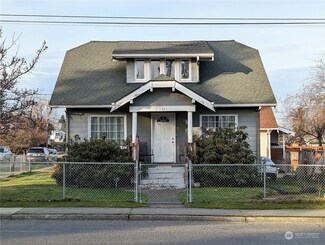 1531 S 56th St, Tacoma, WA 98408