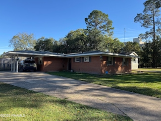 502 Chickasaw Dr, Opelousas, LA 70570