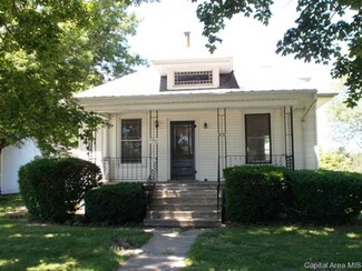 137 N Elm St, Williamsfield, IL 61489