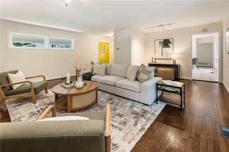 3764 Ensign Dr, Atlanta, GA 30341