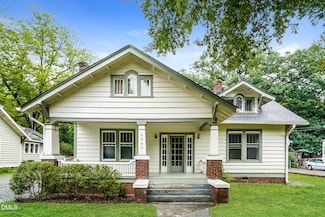 2607 Chapel Hill Rd, Durham, NC 27707