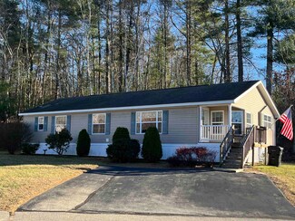3 Bangor St, Nashua, NH 03063