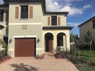 10401 W 32nd Ln, Hialeah Gardens, FL 33018