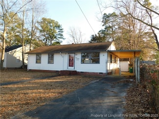 1002 E 13th St, Lumberton, NC 28358