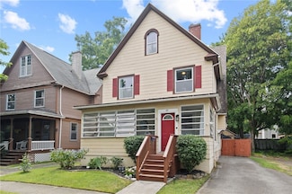 65 Beacon St, Rochester, NY 14607