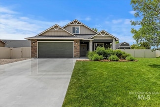 2723 Dogwood Ave, Fruitland, ID 83619