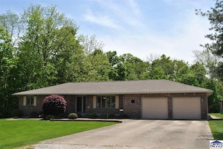 1053 E Tonya Dr, Clinton, IN 47842