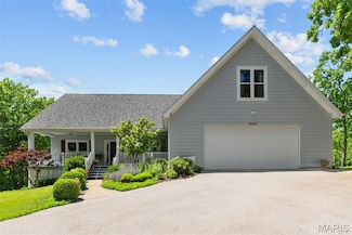 2049 Tanglewood Dr, Pacific, MO 63069
