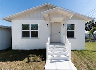 7291 8th St N, St. Petersburg, FL 33702