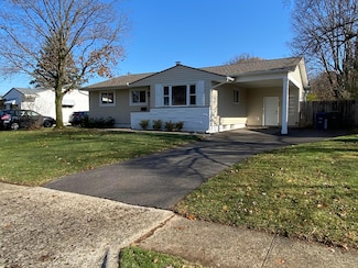 5318 Eisenhower Rd, Columbus, OH 43229