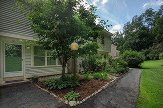 27 Morningside Common, Brattleboro, VT 05301