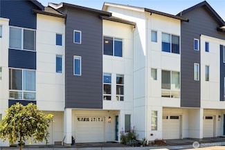 14715 Admiralty Way Unit 4, Lynnwood, WA 98087