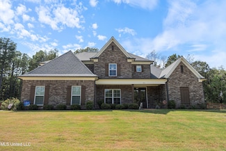301 Fairview Trail, Byhalia, MS 38611