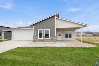 1230 N Titan Ave, Tea, SD 57046
