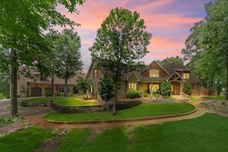 105 Aston Cross Dr, Eads, TN 38028