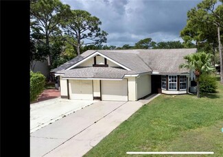 1702 SE Ryecroft Ct, Port Saint Lucie, FL 34952