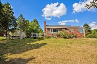 3030 Sunset Dr, Export, PA 15632