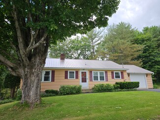 38 Sunset Ave, Wilton, ME 04294