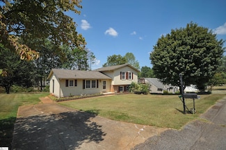 514 Shady Pine Dr, Seneca, SC 29678