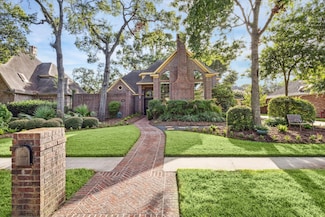 1703 Fairoaks St, El Lago, TX 77586