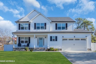 369 Hayes Ave, Bayville, NJ 08721