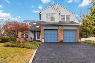 24 Alton Dr, Somerset, NJ 08873