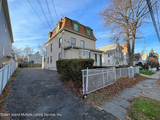 42 Lake Ave, Staten Island, NY 10303