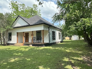 506 NE 3rd St, Hubbard, TX 76648