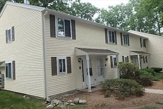 34 Village Hill Ln, Natick, MA 01760