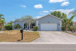 832 Birdie Way, Apollo Beach, FL 33572
