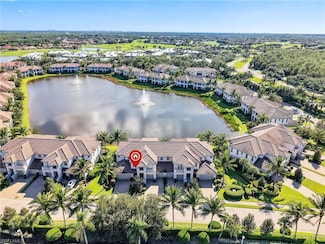 8012 Signature Club Cir Unit 101, Naples, FL 34113