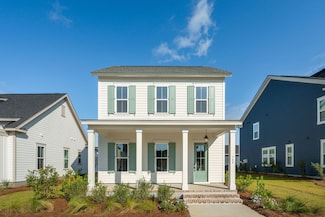 744 Blueway Ave, Summerville, SC 29486