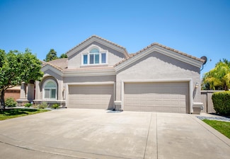 8835 Staplehurst Way, Elk Grove, CA 95624