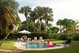 905 Starboard Dr, Vero Beach, FL 32963