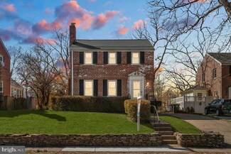 924 N Larrimore St, Arlington, VA 22205