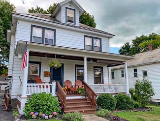12 Roberts Ave, Rutland, VT 05701