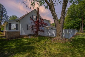 385 Stafford Rd, Niles, MI 49120