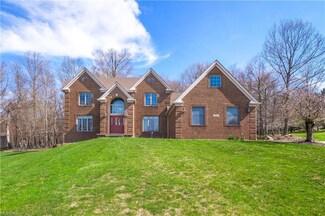 12675 Pioneer Trail Dr, North Royalton, OH 44133