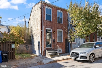 130 S Castle St, Baltimore, MD 21231