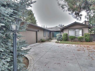 14063 Saratoga Sunnyvale Rd, Saratoga, CA 95070