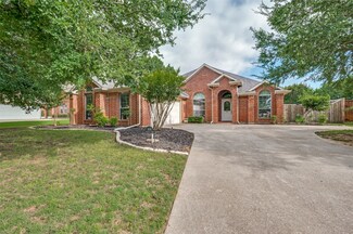804 Lynhurst Ln, Denton, TX 76205