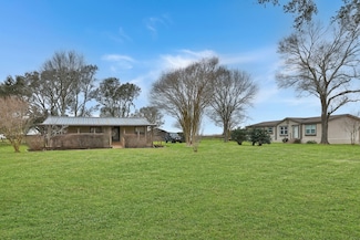 14135 Penick Rd, Waller, TX 77484