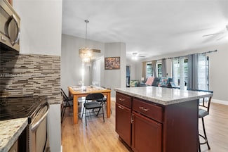 9606 W Mcnab Rd, Tamarac, FL 33321