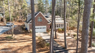 575 S Valley Rd, Southern Pines, NC 28387