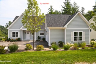 10 Thrushwood Ln, Great Barrington, MA 01230